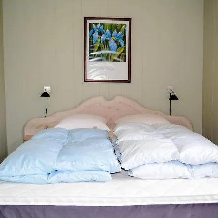 Holiday Lxxvii Дом отдыха Лёккен
